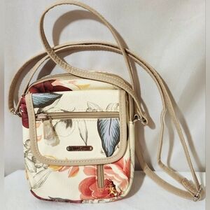 Multi Sac Crossbody Eva Foral Bag Multi Pockets Mini Purse. New Without Tags